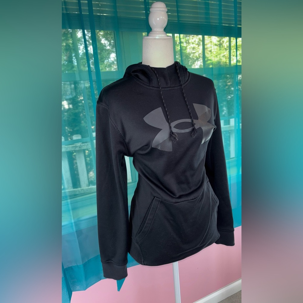 Under Armour ColdGear Women’s Medium Black Hoodie Logo Pullover Fleece Lined - Picture 2 of 6